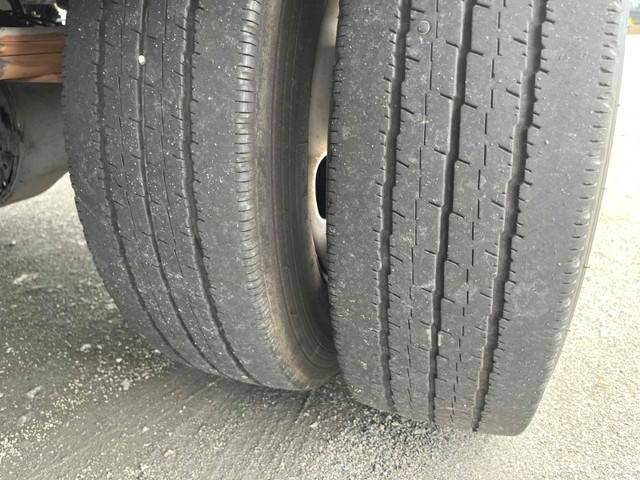 三菱ふそうキャンターアルミバン小型（2t・3t）[写真31]