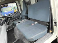 三菱ふそうキャンターアルミバン小型（2t・3t）[写真39]