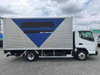 三菱ふそうキャンターアルミバン小型（2t・3t）[写真04]