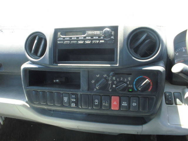 日野デュトロコンテナ専用車小型（2t・3t）[写真36]