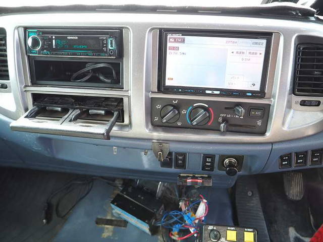 日野レンジャーダンプ中型（4t）[写真33]