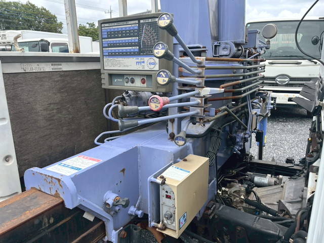 UDトラックスコンドルクレーン4段小型（2t・3t）[写真16]