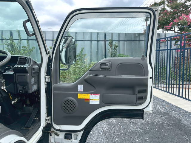 UDトラックスコンドルクレーン4段小型（2t・3t）[写真30]