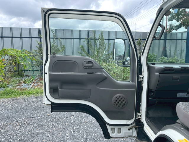 UDトラックスコンドルクレーン4段小型（2t・3t）[写真39]