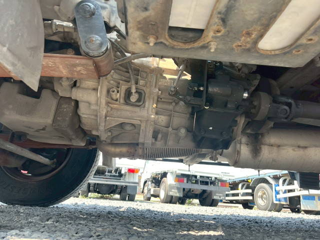 三菱ふそうキャンターパッカー車（塵芥車）小型（2t・3t）[写真10]