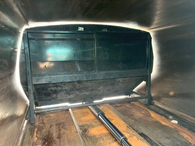 三菱ふそうキャンターパッカー車（塵芥車）小型（2t・3t）[写真21]