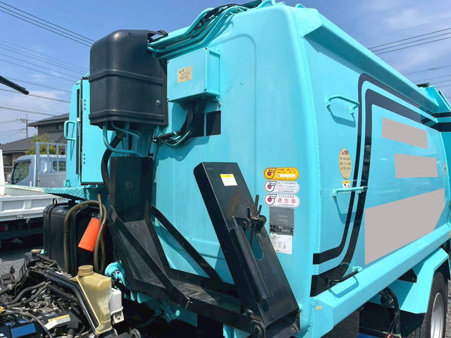 三菱ふそうキャンターパッカー車（塵芥車）小型（2t・3t）[写真23]