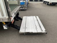 いすゞエルフ冷凍車（冷蔵車）小型（2t・3t）[写真07]