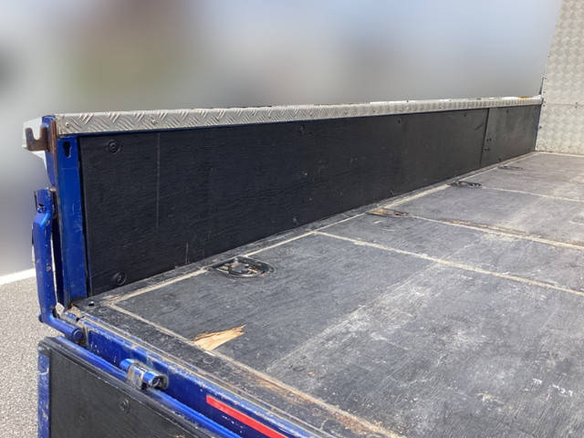 いすゞエルフクレーン4段小型（2t・3t）[写真10]