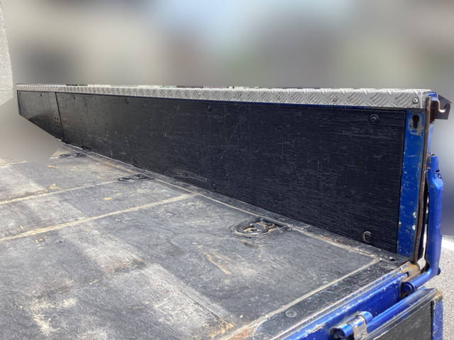 いすゞエルフクレーン4段小型（2t・3t）[写真11]