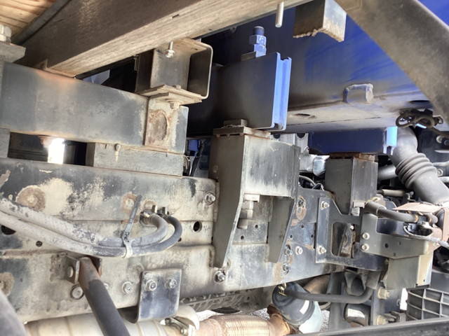 いすゞエルフクレーン4段小型（2t・3t）[写真23]