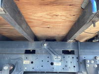 いすゞエルフクレーン4段小型（2t・3t）[写真24]