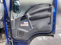 いすゞエルフクレーン4段小型（2t・3t）[写真29]