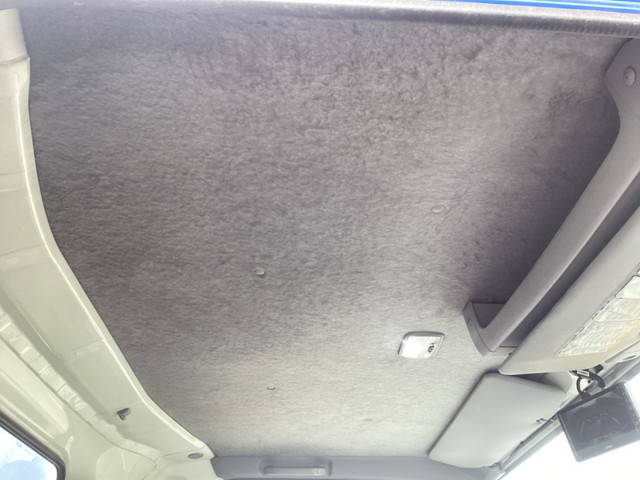 いすゞエルフクレーン4段小型（2t・3t）[写真34]