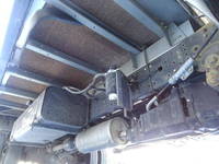 三菱ふそうキャンターアルミバン小型（2t・3t）[写真25]