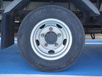 三菱ふそうキャンターアルミバン小型（2t・3t）[写真29]