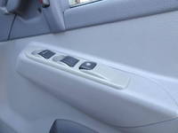 三菱ふそうキャンターアルミバン小型（2t・3t）[写真32]