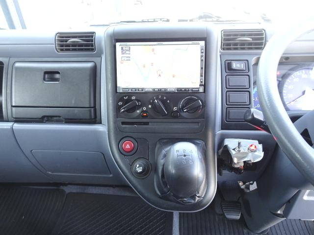 三菱ふそうキャンターアルミバン小型（2t・3t）[写真35]