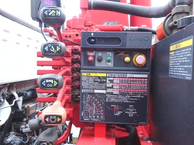 いすゞフォワードクレーン4段中型（4t）[写真10]