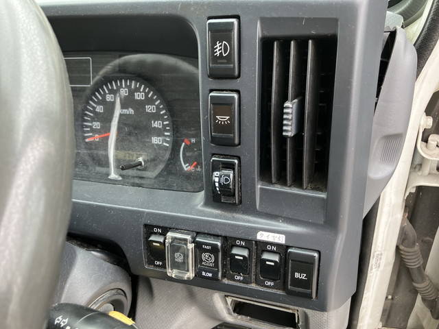 マツダタイタンアルミバン小型（2t・3t）[写真39]