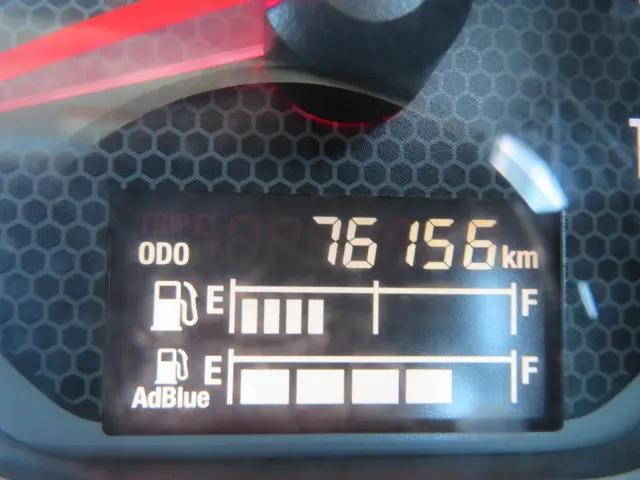 いすゞフォワードクレーン4段増トン（6t・8t）[写真11]