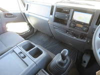 いすゞフォワードクレーン4段増トン（6t・8t）[写真17]