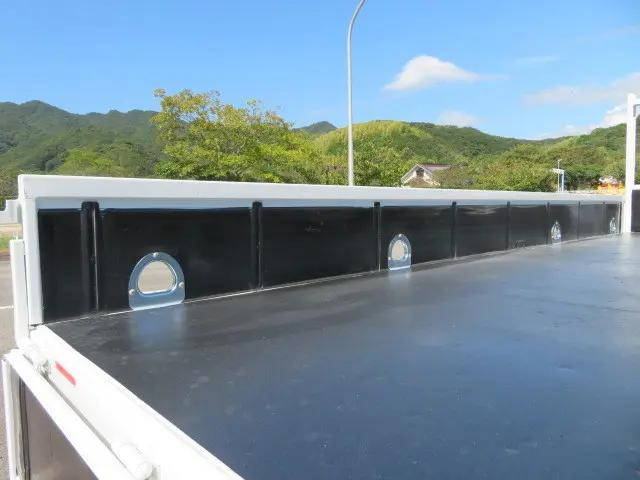 いすゞフォワードクレーン4段増トン（6t・8t）[写真23]