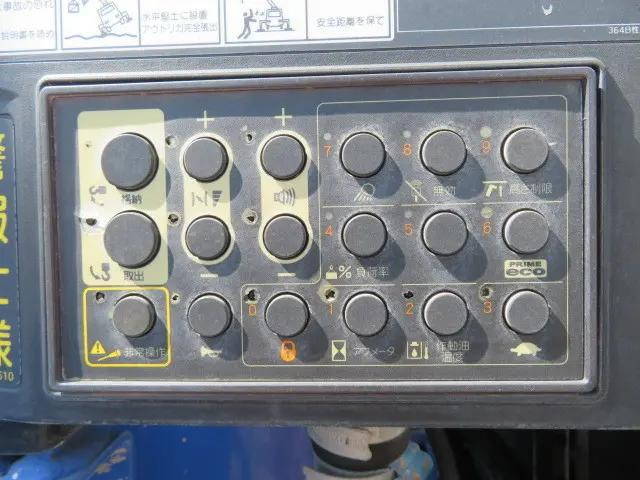 いすゞフォワードクレーン4段増トン（6t・8t）[写真30]