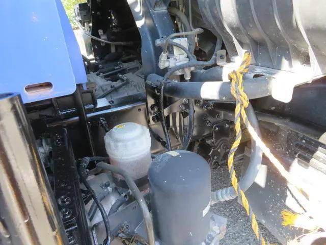 いすゞフォワードクレーン4段増トン（6t・8t）[写真37]