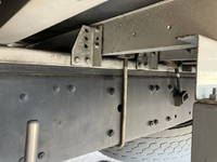 三菱ふそうスーパーグレートアルミウイング大型（10t）[写真24]