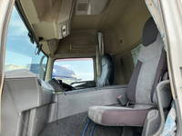 三菱ふそうスーパーグレートアルミウイング大型（10t）[写真31]