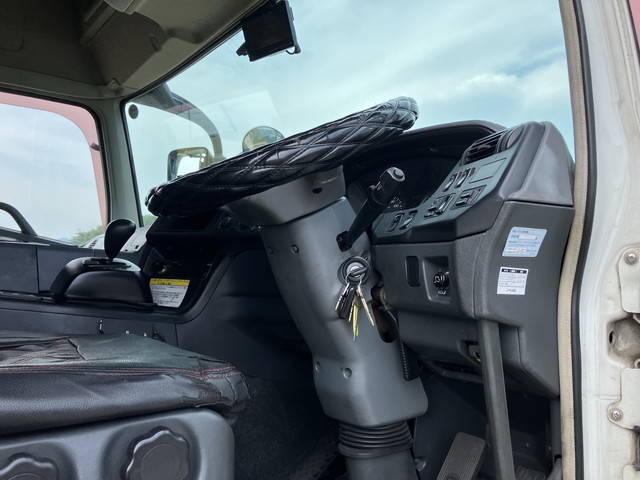 三菱ふそうスーパーグレートアルミウイング大型（10t）[写真33]