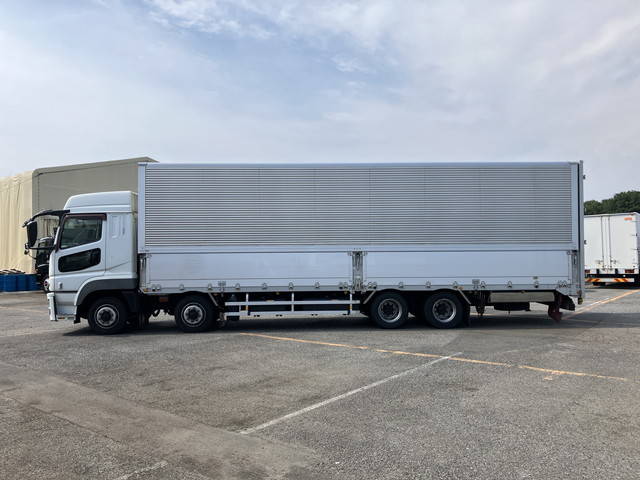 三菱ふそうスーパーグレートアルミウイング大型（10t）[写真05]