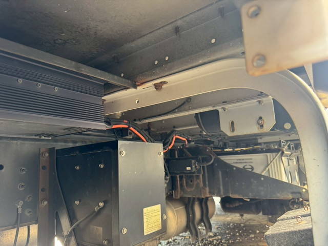 日野プロフィアアルミウイング大型（10t）[写真23]