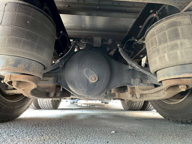 日野プロフィアアルミウイング大型（10t）[写真24]