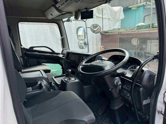 日野プロフィアアルミウイング大型（10t）[写真31]