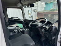 日野プロフィアアルミウイング大型（10t）[写真32]