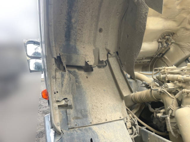 いすゞギガダンプ大型（10t）[写真33]