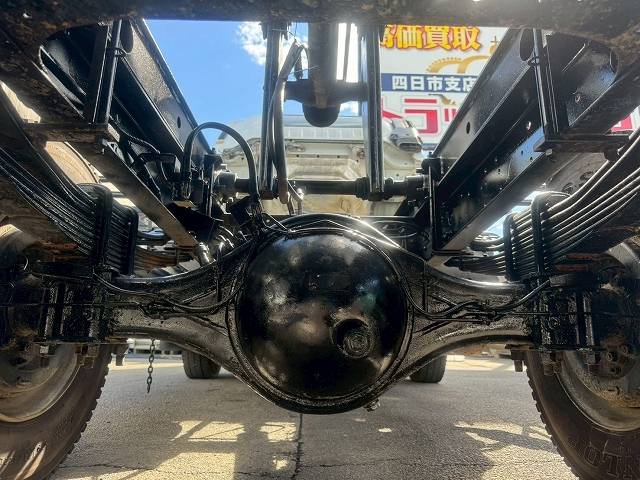 いすゞフォワードダンプ中型（4t）[写真25]