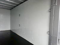 いすゞエルフパネルバン小型（2t・3t）[写真17]