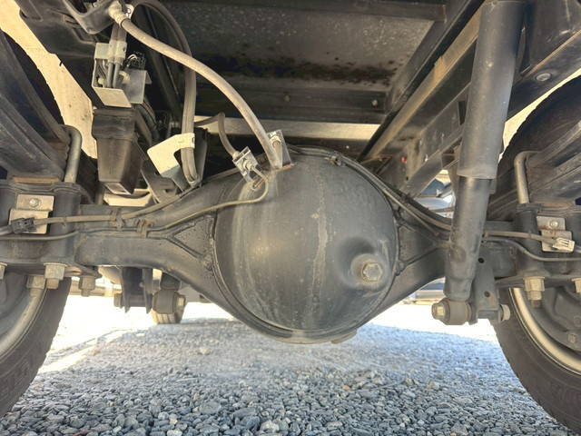 いすゞエルフパネルバン小型（2t・3t）[写真26]