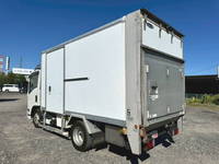 いすゞエルフパネルバン小型（2t・3t）[写真05]