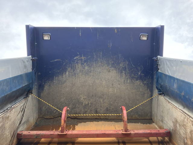 日野レンジャーダンプ増トン（6t・8t）[写真13]