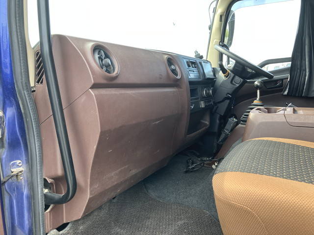 日野レンジャーダンプ増トン（6t・8t）[写真29]