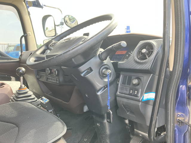 日野レンジャーダンプ増トン（6t・8t）[写真32]