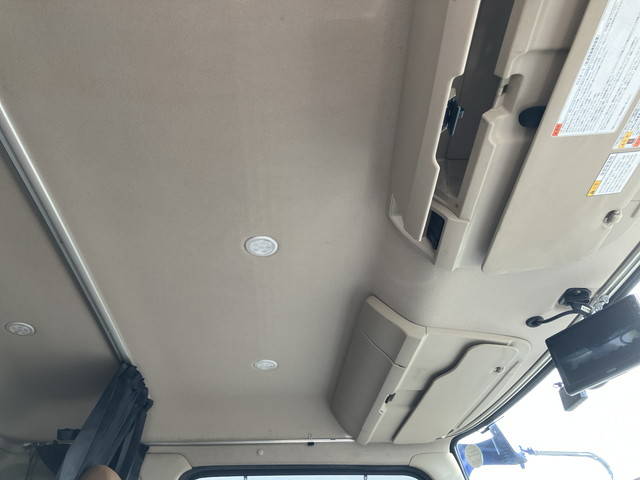 日野レンジャーダンプ増トン（6t・8t）[写真33]