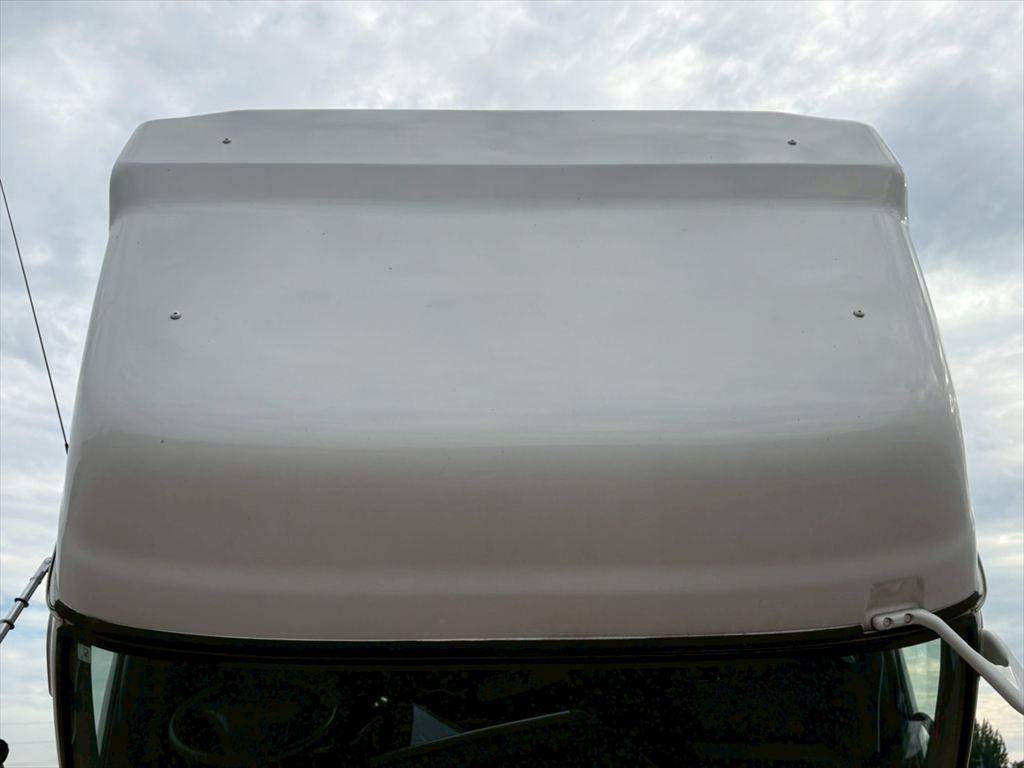 日野プロフィアトレーラーヘッド（トラクターヘッド）大型（10t）[写真18]