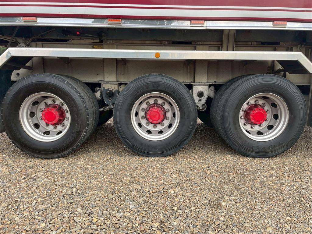 その他のメーカーその他の車種土砂ダンプトレーラー大型（10t）[写真21]