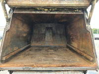 いすゞエルフパッカー車（塵芥車）小型（2t・3t）[写真13]