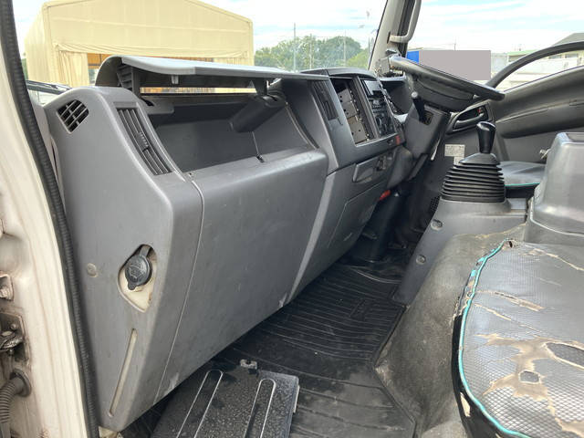 いすゞエルフパッカー車（塵芥車）小型（2t・3t）[写真32]